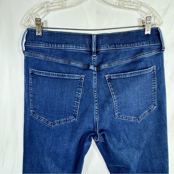 Express Women’s Dark Wash Mid Rise Cropped Skinny Jeans - Picture 4 of 7